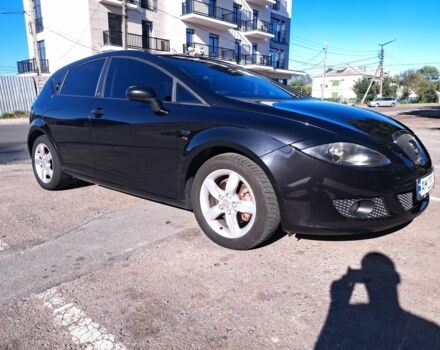 Сеат Леон 2008 в Житомире на Automoto.ua Черный Сеат Леон, объемом двигателя 1.8 л и пробегом 250 тыс. км за 6000 $, фото 4 на Automoto.ua