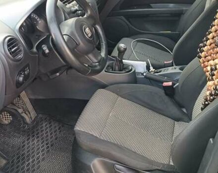 Чорний Сеат Leon, об'ємом двигуна 1.4 л та пробігом 230 тис. км за 5850 $, фото 5 на Automoto.ua