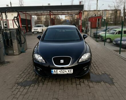 Чорний Сеат Leon, об'ємом двигуна 0 л та пробігом 163 тис. км за 7600 $, фото 2 на Automoto.ua