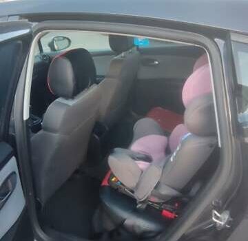 Черный Сеат Леон, объемом двигателя 1.39 л и пробегом 180 тыс. км за 6500 $, фото 14 на Automoto.ua