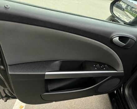 Черный Сеат Леон, объемом двигателя 1.4 л и пробегом 200 тыс. км за 6600 $, фото 6 на Automoto.ua