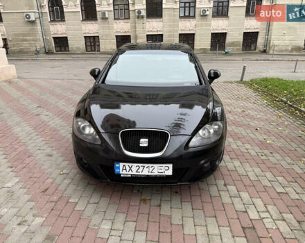 Черный Сеат Леон, объемом двигателя 1.39 л и пробегом 199 тыс. км за 5700 $, фото 1 на Automoto.ua