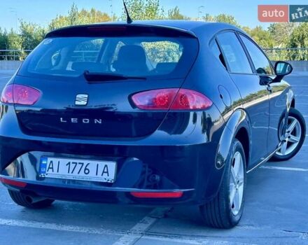 Черный Сеат Леон, объемом двигателя 1.39 л и пробегом 90 тыс. км за 9300 $, фото 6 на Automoto.ua