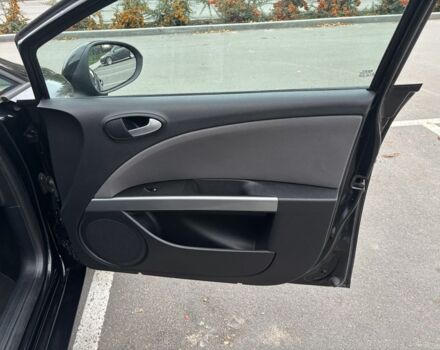 Черный Сеат Леон, объемом двигателя 1.4 л и пробегом 200 тыс. км за 6600 $, фото 13 на Automoto.ua