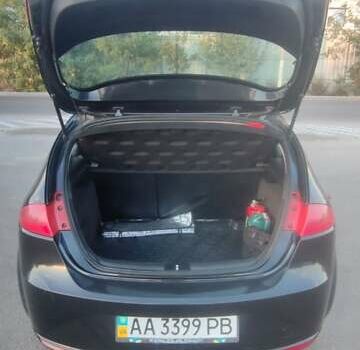 Черный Сеат Леон, объемом двигателя 1.39 л и пробегом 180 тыс. км за 6500 $, фото 16 на Automoto.ua