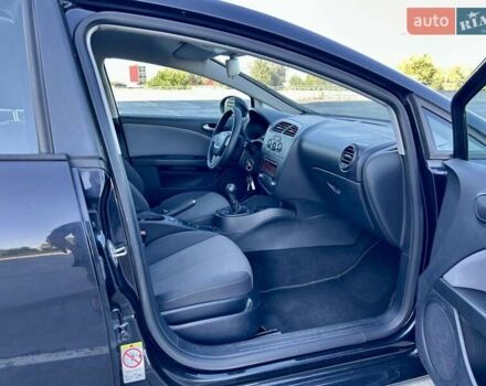 Черный Сеат Леон, объемом двигателя 1.39 л и пробегом 90 тыс. км за 9300 $, фото 20 на Automoto.ua