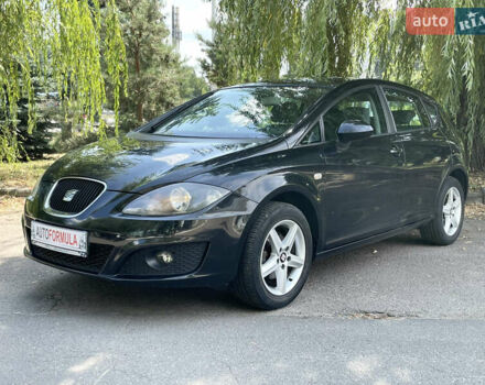 Черный Сеат Леон, объемом двигателя 1.39 л и пробегом 96 тыс. км за 7690 $, фото 4 на Automoto.ua