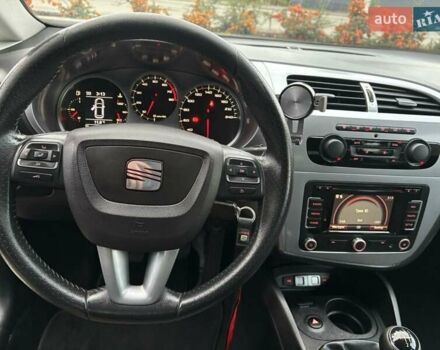 Сеат Леон 2011 в Бородянке на Automoto.ua Черный Сеат Леон, объемом двигателя 1.4 л и пробегом 200 тыс. км за 6999 $, фото 8 на Automoto.ua