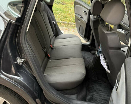 Черный Сеат Леон, объемом двигателя 1.39 л и пробегом 199 тыс. км за 5700 $, фото 5 на Automoto.ua