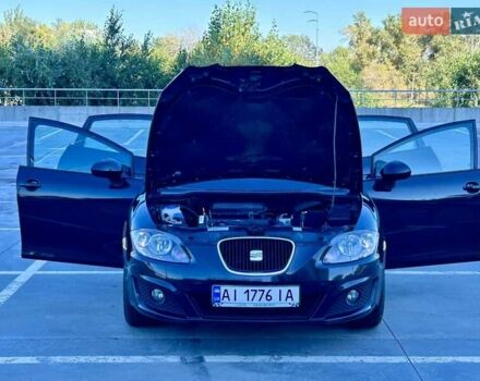 Черный Сеат Леон, объемом двигателя 1.39 л и пробегом 90 тыс. км за 9300 $, фото 8 на Automoto.ua
