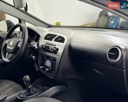 Чорний Сеат Leon, об'ємом двигуна 1.4 л та пробігом 170 тис. км за 6499 $, фото 129 на Automoto.ua