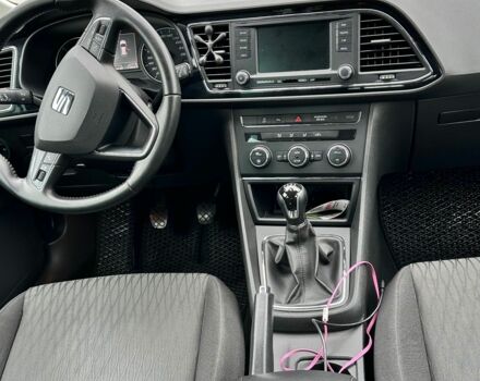 Сеат Леон 2014 в Мукачеве на Automoto.ua Черный Сеат Леон, объемом двигателя 1.6 л и пробегом 250 тыс. км за 10300 $, фото 6 на Automoto.ua