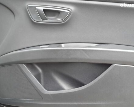 Чорний Сеат Leon, об'ємом двигуна 1.6 л та пробігом 280 тис. км за 11190 $, фото 4 на Automoto.ua