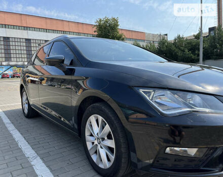 Чорний Сеат Leon, об'ємом двигуна 2 л та пробігом 240 тис. км за 15500 $, фото 1 на Automoto.ua