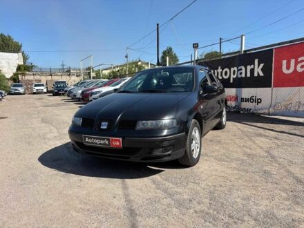 Чорний Сеат Leon, об'ємом двигуна 1.8 л та пробігом 270 тис. км за 3940 $, фото 1 на Automoto.ua