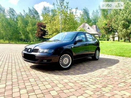 Сеат Leon 2002 у Харкові на Automoto.ua Чорний Сеат Leon, об'ємом двигуна 0 л та пробігом 187 тис. км за 4700 $, фото 1 на Automoto.ua