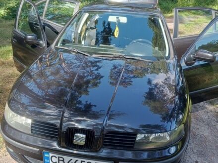 Сеат Леон 2002 в Чернигове на Automoto.ua Черный Сеат Леон, объемом двигателя 1.6 л и пробегом 229 тыс. км за 3800 $, фото 1 на Automoto.ua
