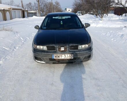 Черный Сеат Леон, объемом двигателя 1.9 л и пробегом 377 тыс. км за 1950 $, фото 1 на Automoto.ua