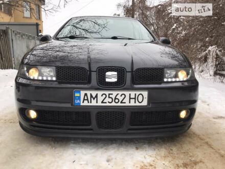 Чорний Сеат Leon, об'ємом двигуна 1.79 л та пробігом 228 тис. км за 5850 $, фото 1 на Automoto.ua