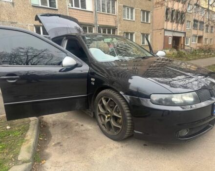 Черный Сеат Леон, объемом двигателя 1.8 л и пробегом 400 тыс. км за 4900 $, фото 1 на Automoto.ua