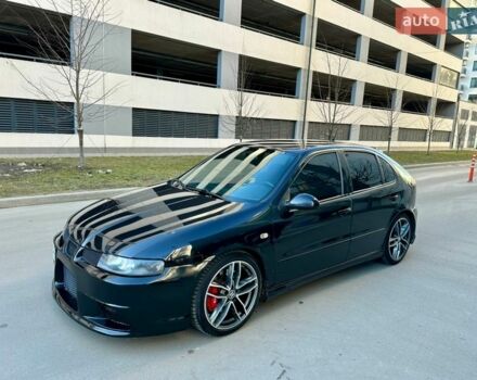 Черный Сеат Леон, объемом двигателя 1.8 л и пробегом 190 тыс. км за 5900 $, фото 1 на Automoto.ua