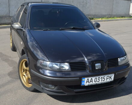 Чорний Сеат Leon, об'ємом двигуна 1.6 л та пробігом 169 тис. км за 5200 $, фото 1 на Automoto.ua