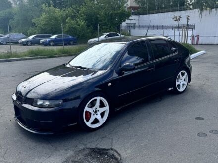 Сеат Leon 2004 у Києві на Automoto.ua Чорний Сеат Leon, об'ємом двигуна 1.8 л та пробігом 180 тис. км за 7200 $, фото 1 на Automoto.ua