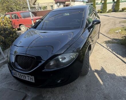 Черный Сеат Леон, объемом двигателя 2 л и пробегом 276 тыс. км за 3800 $, фото 1 на Automoto.ua