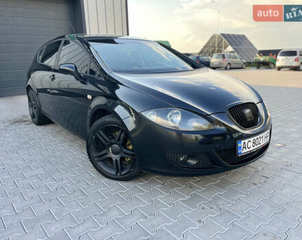 Черный Сеат Леон, объемом двигателя 2 л и пробегом 231 тыс. км за 4950 $, фото 1 на Automoto.ua
