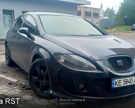 Черный Сеат Леон, объемом двигателя 2 л и пробегом 180 тыс. км за 5500 $, фото 1 на Automoto.ua