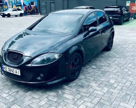 Чорний Сеат Leon, об'ємом двигуна 2 л та пробігом 195 тис. км за 4800 $, фото 1 на Automoto.ua
