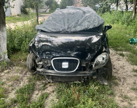 Чорний Сеат Leon, об'ємом двигуна 1.6 л та пробігом 275 тис. км за 2000 $, фото 1 на Automoto.ua