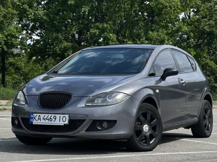 Чорний Сеат Leon, об'ємом двигуна 1.6 л та пробігом 235 тис. км за 3100 $, фото 1 на Automoto.ua