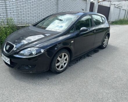 Чорний Сеат Leon, об'ємом двигуна 2 л та пробігом 325 тис. км за 3600 $, фото 1 на Automoto.ua