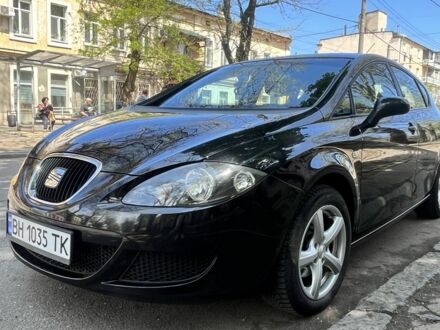 Черный Сеат Леон, объемом двигателя 1.6 л и пробегом 213 тыс. км за 5700 $, фото 1 на Automoto.ua