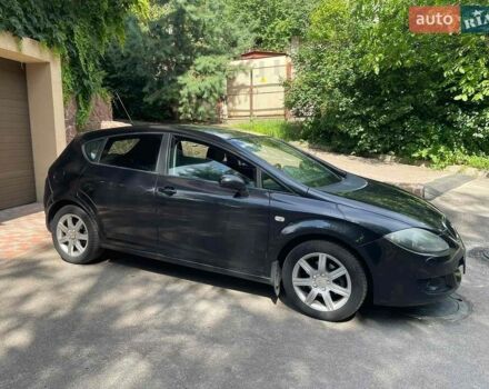 Черный Сеат Леон, объемом двигателя 1.6 л и пробегом 200 тыс. км за 3700 $, фото 1 на Automoto.ua