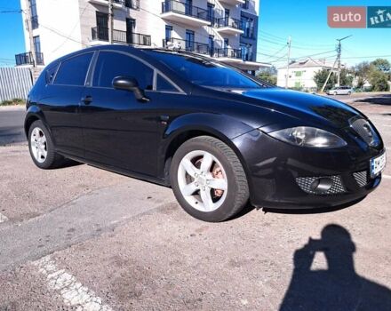 Черный Сеат Леон, объемом двигателя 1.8 л и пробегом 260 тыс. км за 5888 $, фото 1 на Automoto.ua