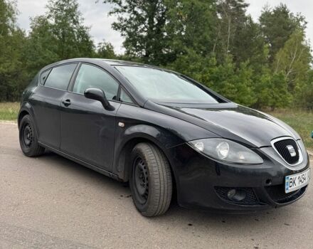Черный Сеат Леон, объемом двигателя 1.9 л и пробегом 322 тыс. км за 5100 $, фото 1 на Automoto.ua