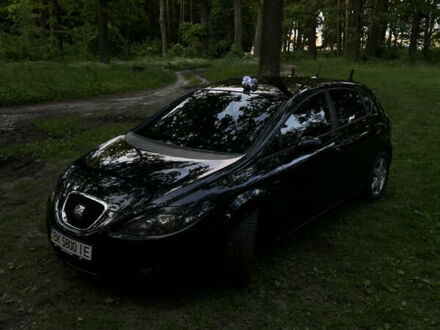 Сеат Леон 2008 в Ровно на Automoto.ua Черный Сеат Леон, объемом двигателя 1.8 л и пробегом 255 тыс. км за 5499 $, фото 1 на Automoto.ua