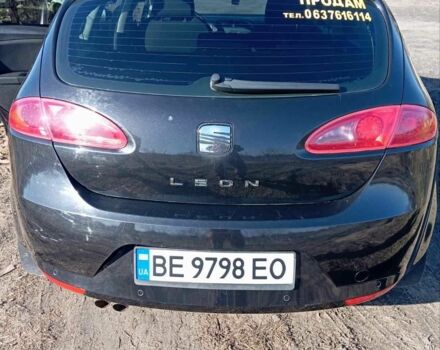 Чорний Сеат Leon, об'ємом двигуна 2 л та пробігом 182 тис. км за 4500 $, фото 1 на Automoto.ua