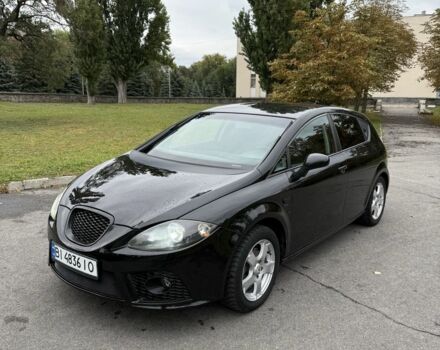 Черный Сеат Леон, объемом двигателя 1.8 л и пробегом 286 тыс. км за 5450 $, фото 1 на Automoto.ua