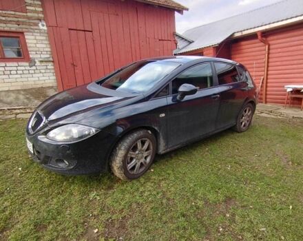 Черный Сеат Леон, объемом двигателя 2 л и пробегом 182 тыс. км за 4900 $, фото 1 на Automoto.ua