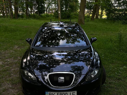 Черный Сеат Леон, объемом двигателя 1.8 л и пробегом 255 тыс. км за 5499 $, фото 1 на Automoto.ua