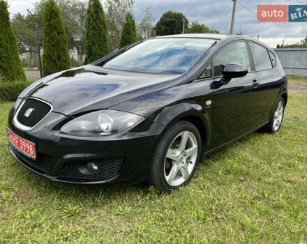 Черный Сеат Леон, объемом двигателя 1.8 л и пробегом 250 тыс. км за 7350 $, фото 1 на Automoto.ua