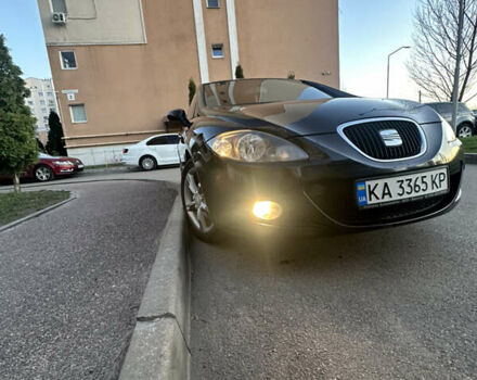 Чорний Сеат Leon, об'ємом двигуна 1.39 л та пробігом 245 тис. км за 5200 $, фото 1 на Automoto.ua
