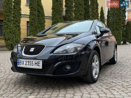 Сеат Leon 2010 у Каменце-Подольском на Automoto.ua Чорний Сеат Leon, об'ємом двигуна 1.9 л та пробігом 190 тис. км за 5999 $, фото 1 на Automoto.ua