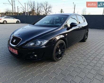 Черный Сеат Леон, объемом двигателя 1.8 л и пробегом 232 тыс. км за 6300 $, фото 1 на Automoto.ua