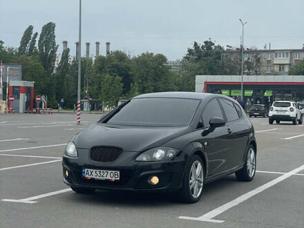 Чорний Сеат Leon, об'ємом двигуна 1.8 л та пробігом 177 тис. км за 7900 $, фото 1 на Automoto.ua