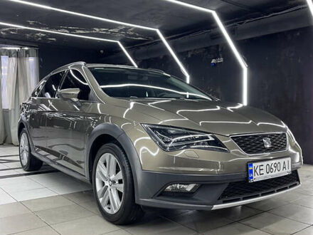 Сеат Леон 2016 в Днепре (Днепропетровске) на Automoto.ua Коричневый Сеат Леон, объемом двигателя 2 л и пробегом 163 тыс. км за 17500 $, фото 1 на Automoto.ua