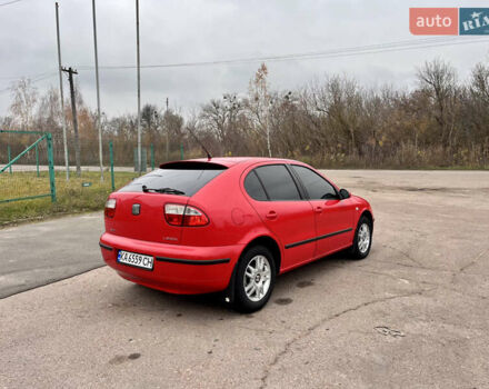 Красный Сеат Леон, объемом двигателя 1.6 л и пробегом 165 тыс. км за 4300 $, фото 4 на Automoto.ua